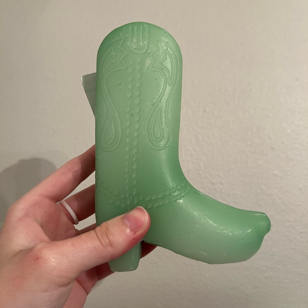 NEW botanical light novelty western mint green cowgirl boot unscented candle